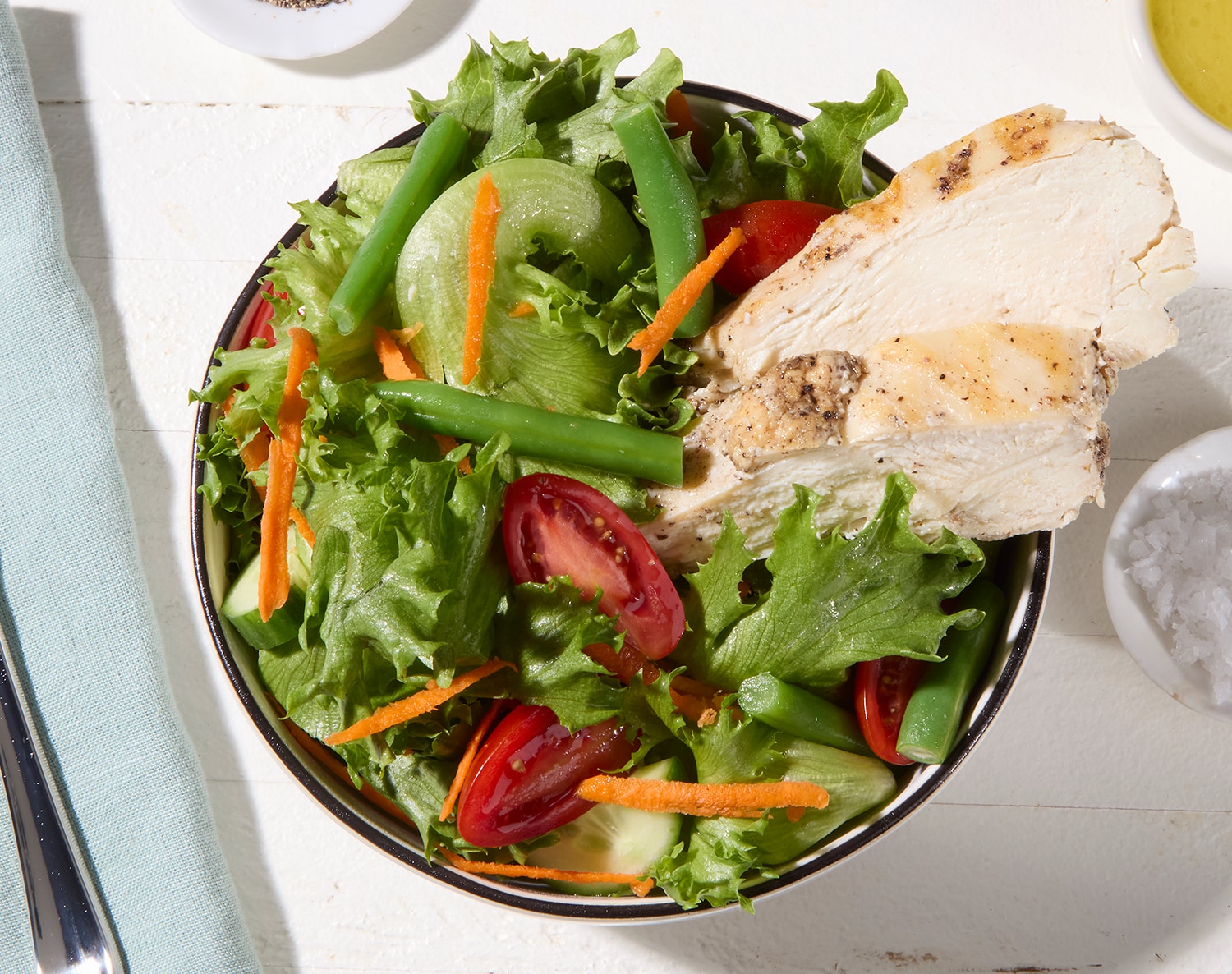 FreshDirect Green Salad with Grilled Chicken, image 2 of 2 slides