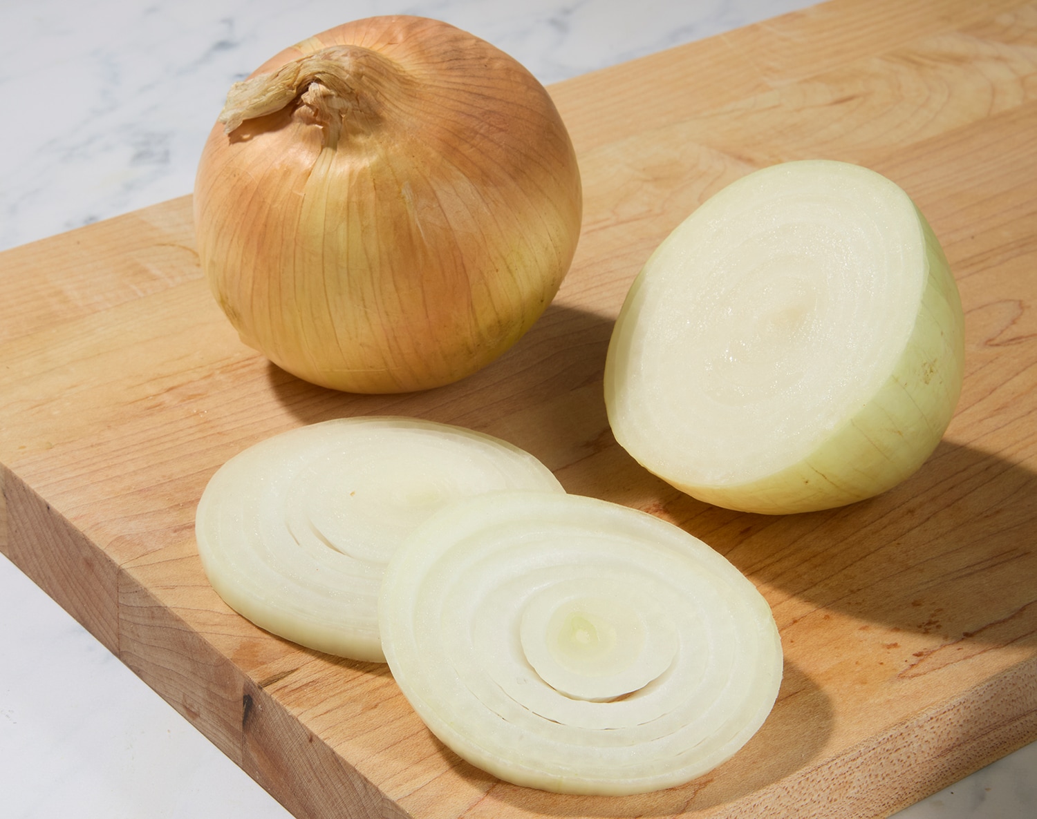 Jumbo Yellow Onion, image 2 of 2 slides