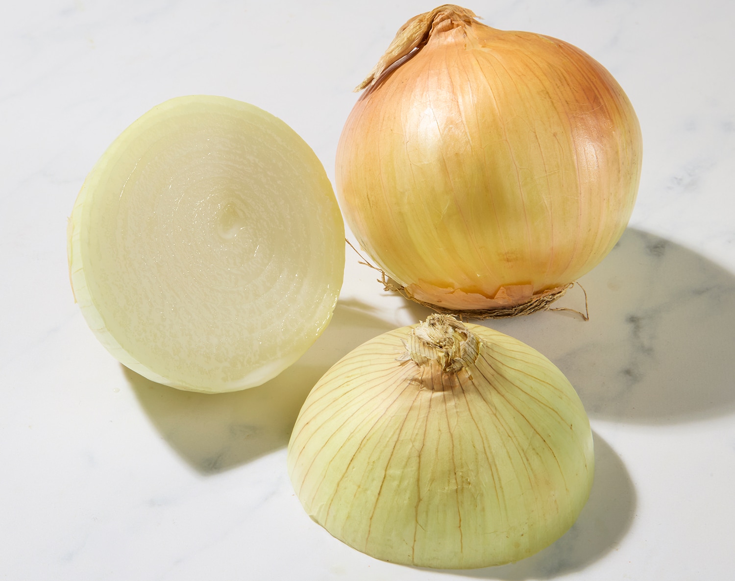 Jumbo Yellow Onion, image 1 of 2 slides