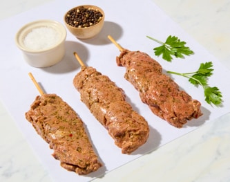 Demakes Bros. Beef Sirloin Steak Skewers, Roasted Garlic Butter, Frozen