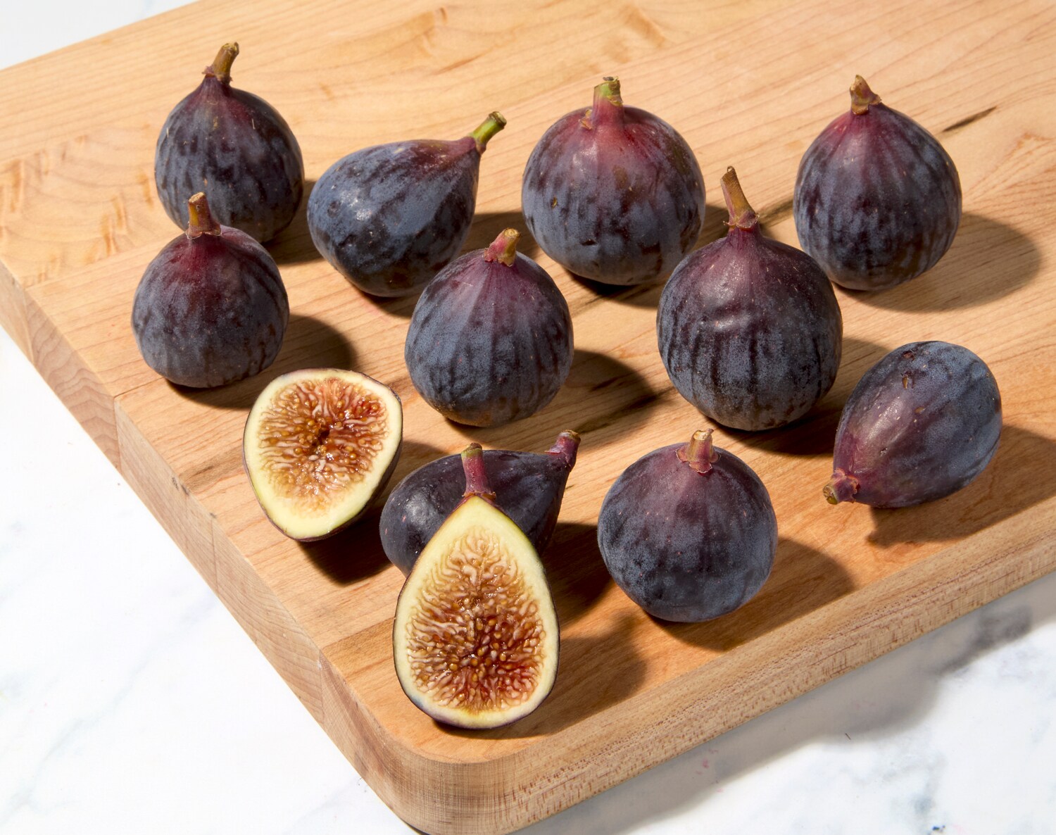 Organic Black Mission Figs, image 2 of 2 slides
