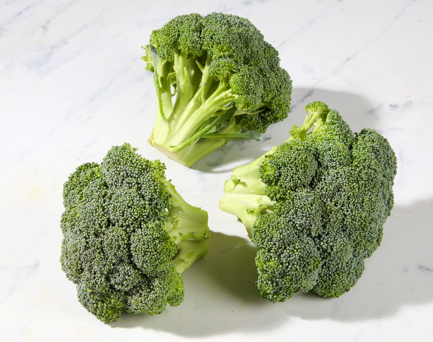 Broccoli Crowns, image 1 of 2 slides