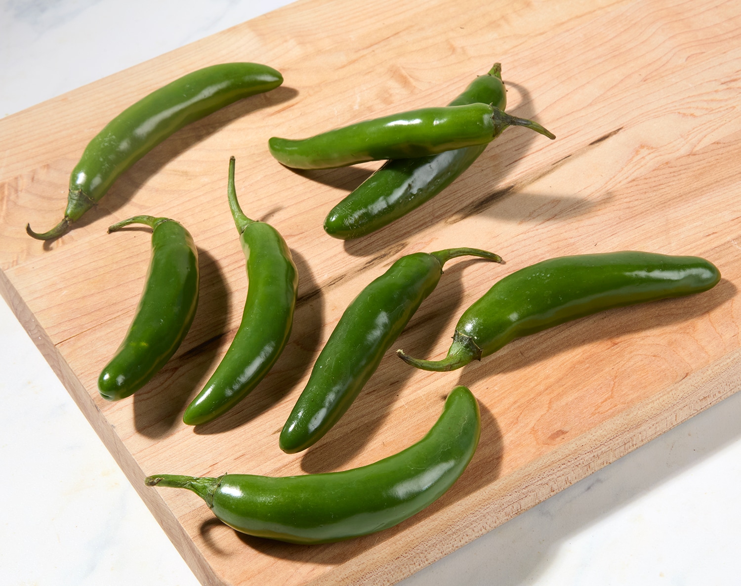 Serrano Peppers, image 2 of 2 slides
