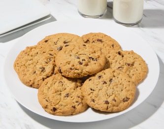 FreshDirect Oatmeal Raisin Cookies
