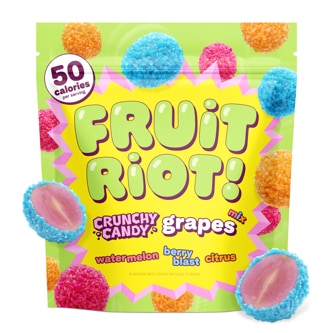 Fruit Riot Crunchy Candy Grapes Mix