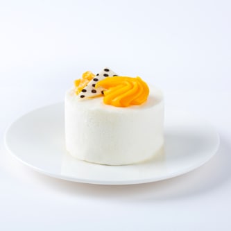 L'amour de Paris Orange Almond Mini Cake, Frozen