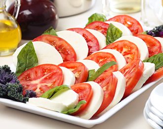 FreshDirect Fresh Mozzarella, Tomato, and Basil Platter