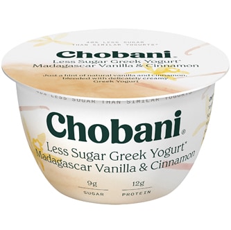 Chobani Less Sugar Greek Yogurt, Madagascar Vanilla & Cinnamon