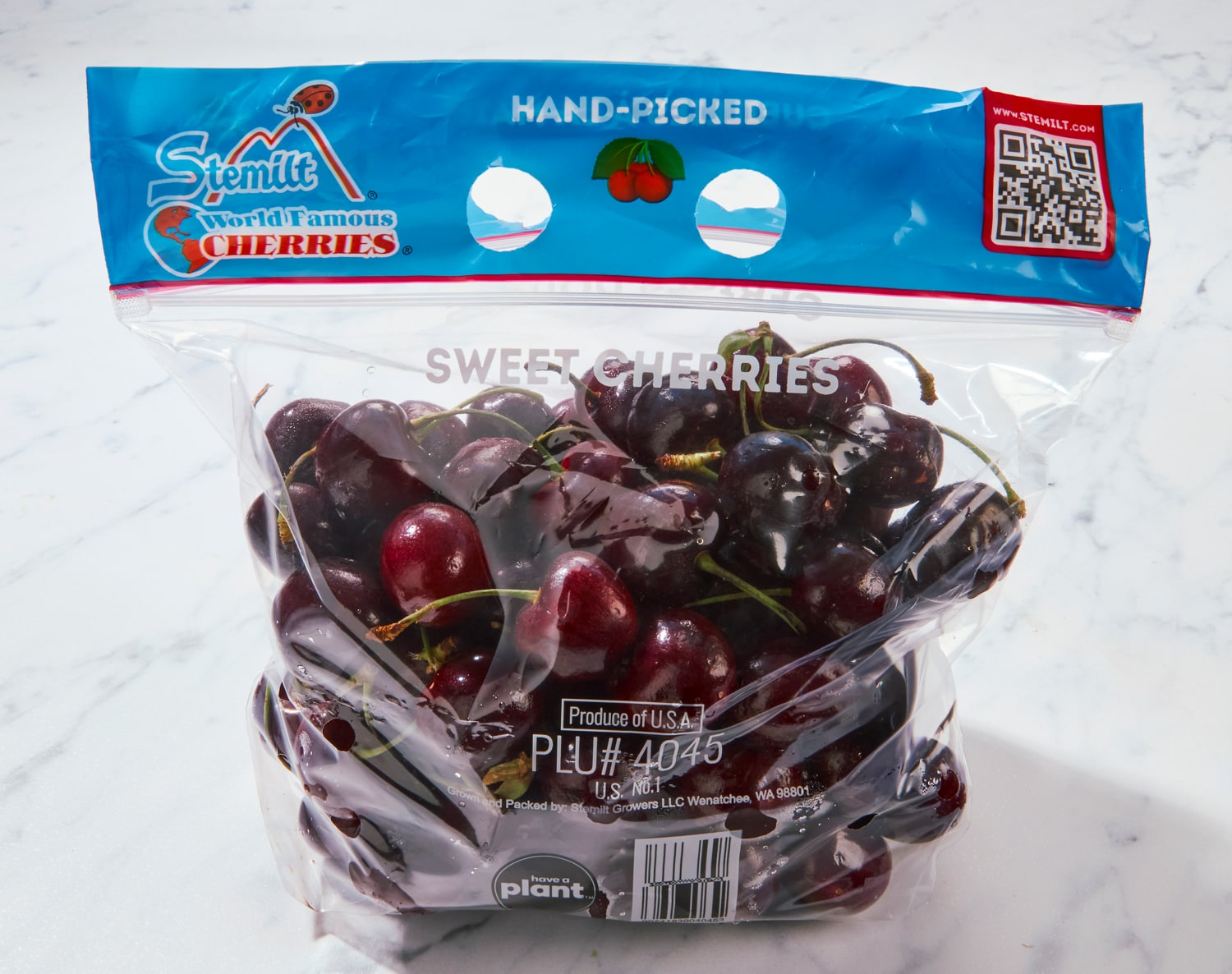 Red Washington Cherries, image 1 of 2 slides