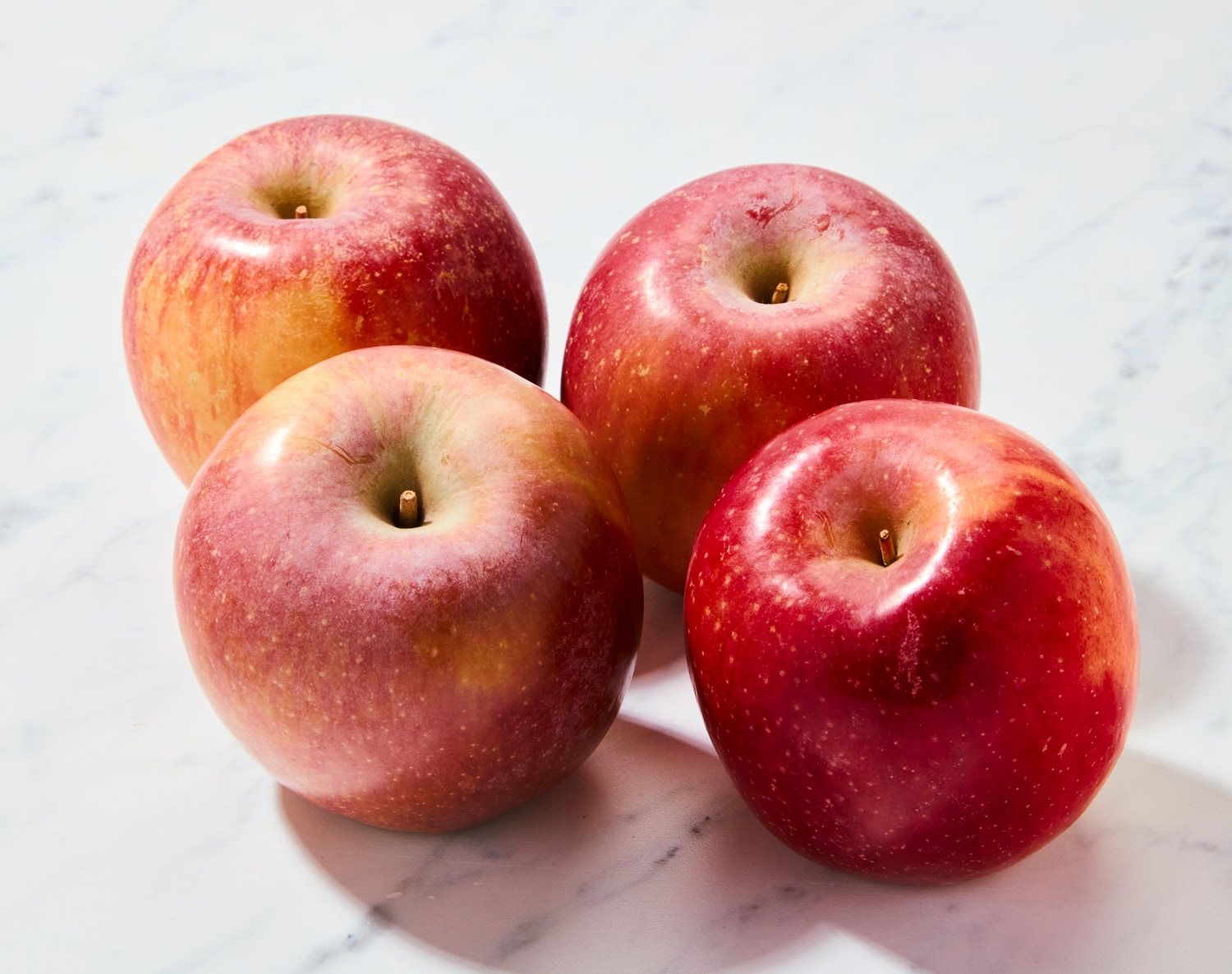 Organic Fuji Apples, image 1 of 2 slides