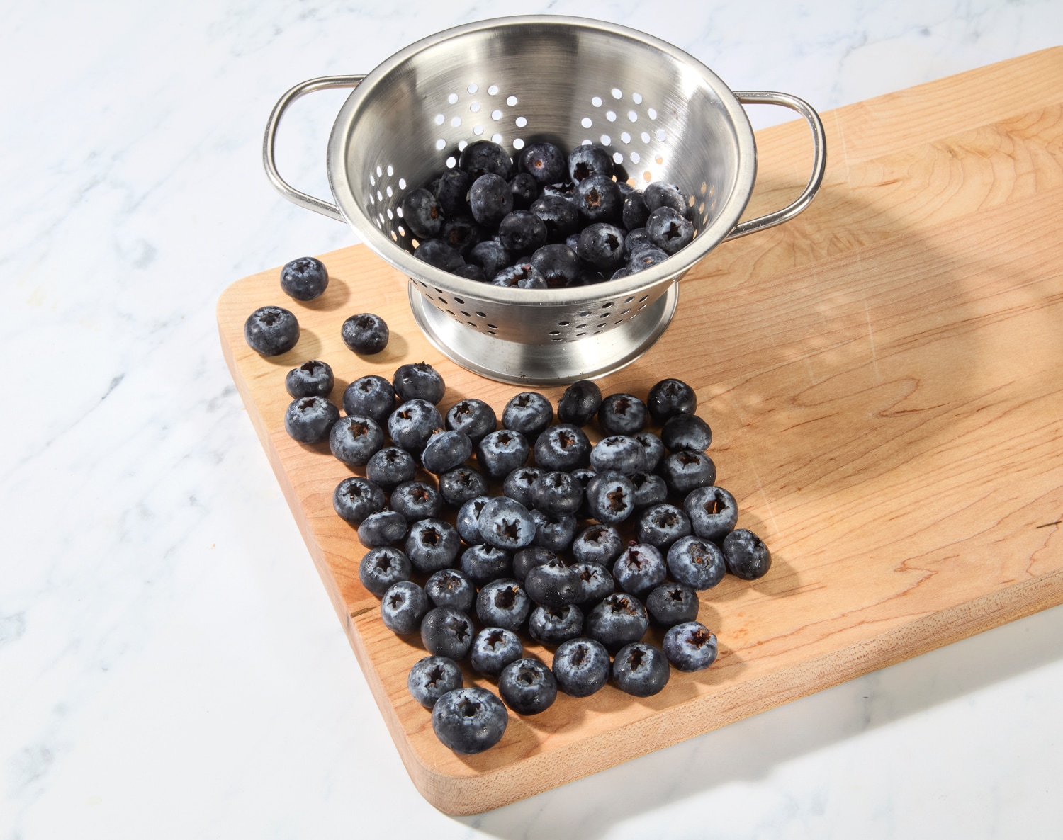 Family Tree Farms Jumbo Ultra-Premium Blueberries, image 2 of 2 slides