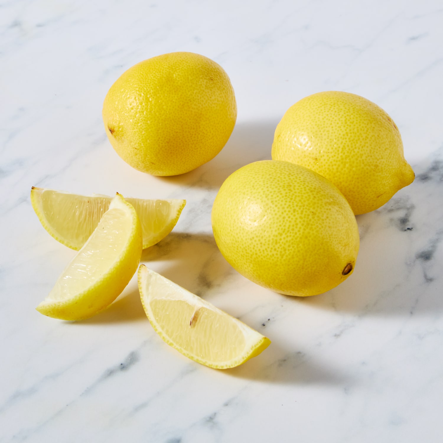 Organic Lemons, image 1 of 2 slides