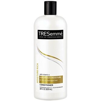 TRESemmé Luxurious Moisture Conditioner
