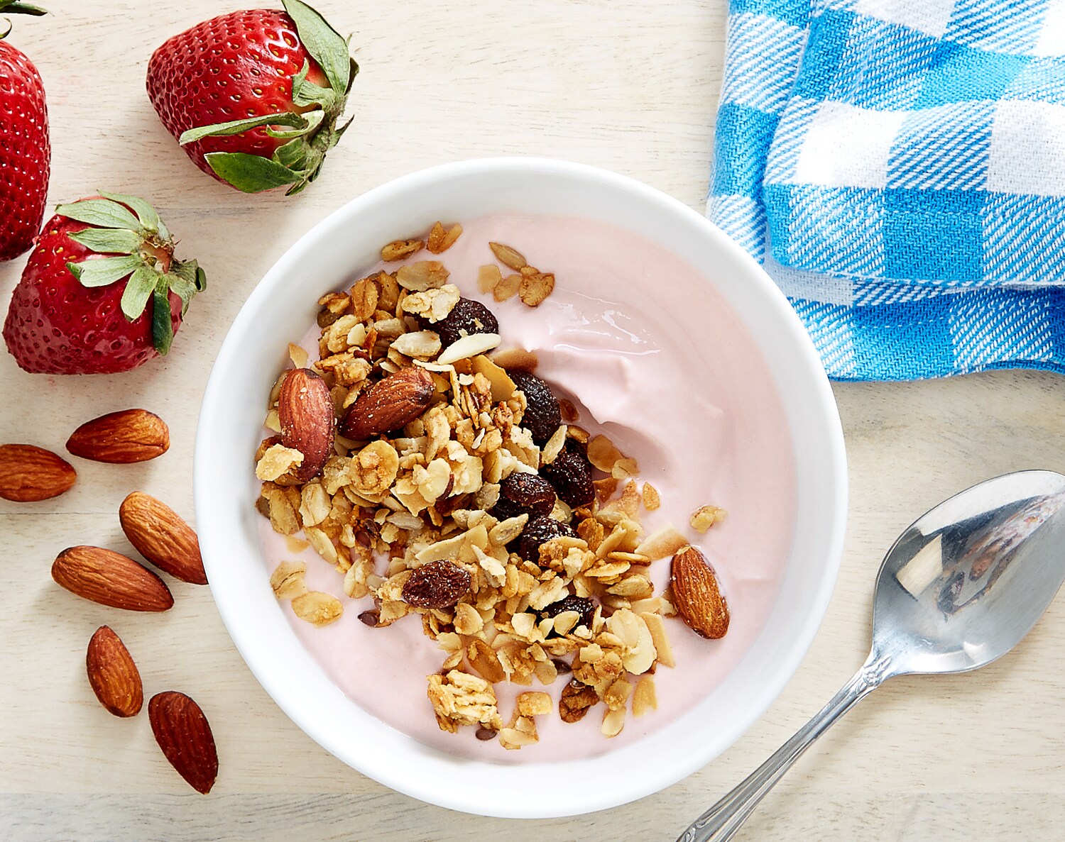 FreshDirect Strawberry Nonfat Greek Yogurt and Granola