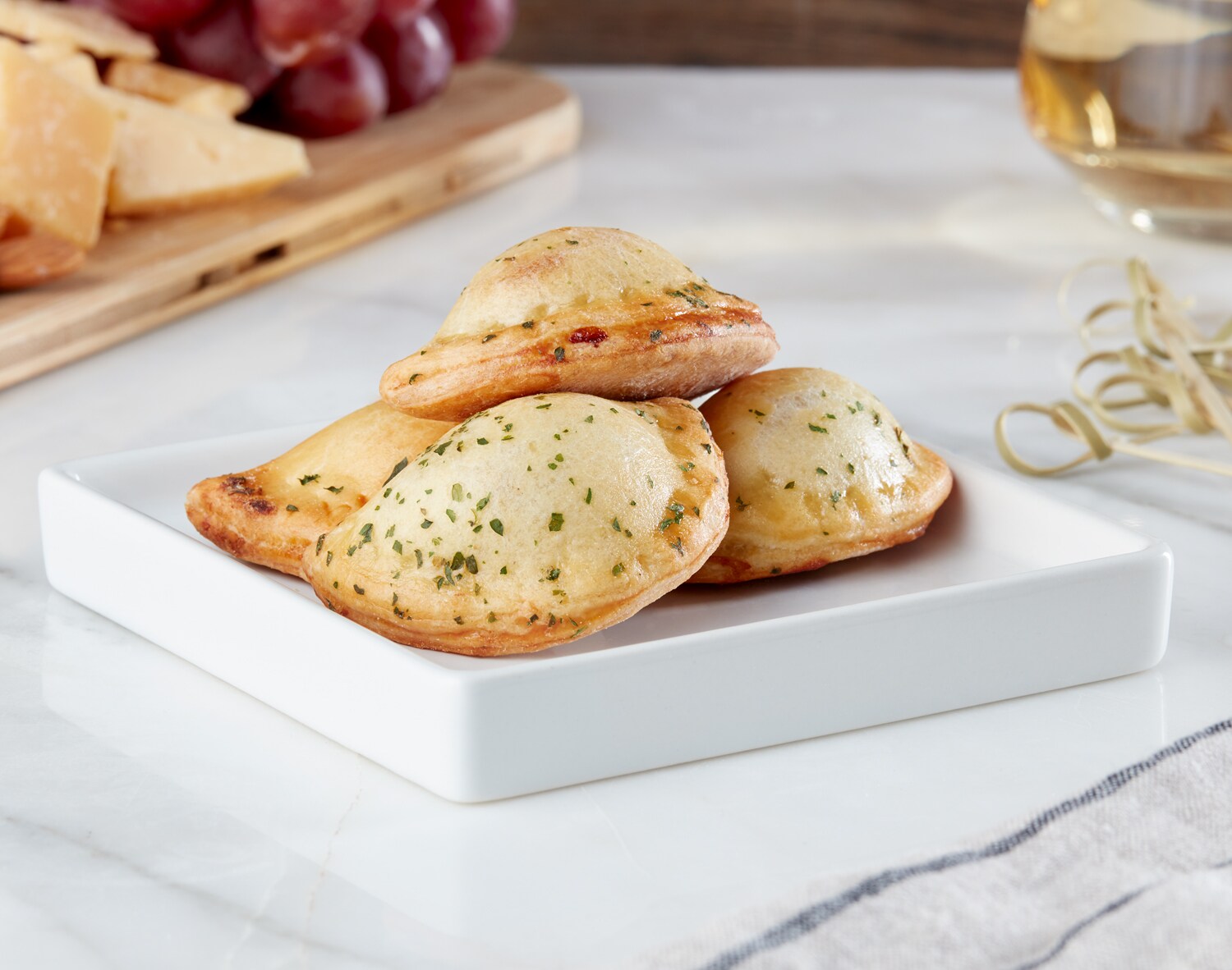 Saugatuck Kitchens Chicken Salsa Verde Empanadas, Frozen