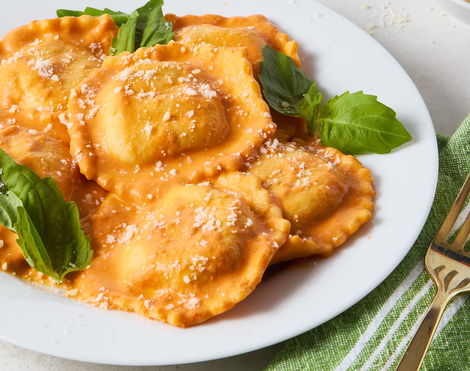 FreshDirect Lobster Ravioli with Vodka Sauce, Single Serving Meal