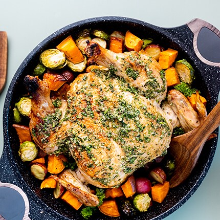 Farmer Focus Organic Whole Chicken, image 2 of 2 slides