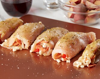 Roasted Red Pepper, Pepperoni & Mozzarella Chicken Rollups