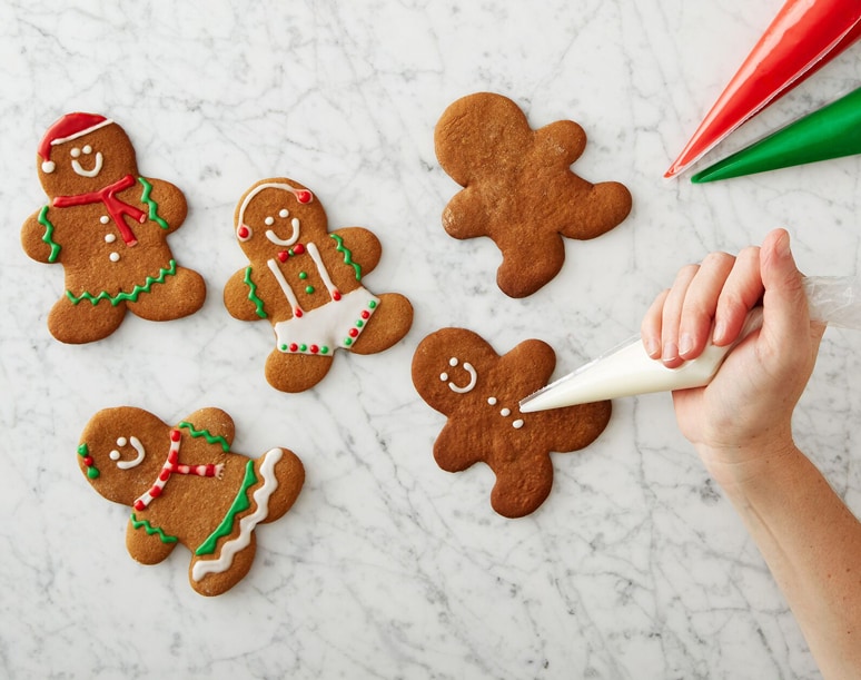 Red Velvet NYC Gingerbread Cookies Kit