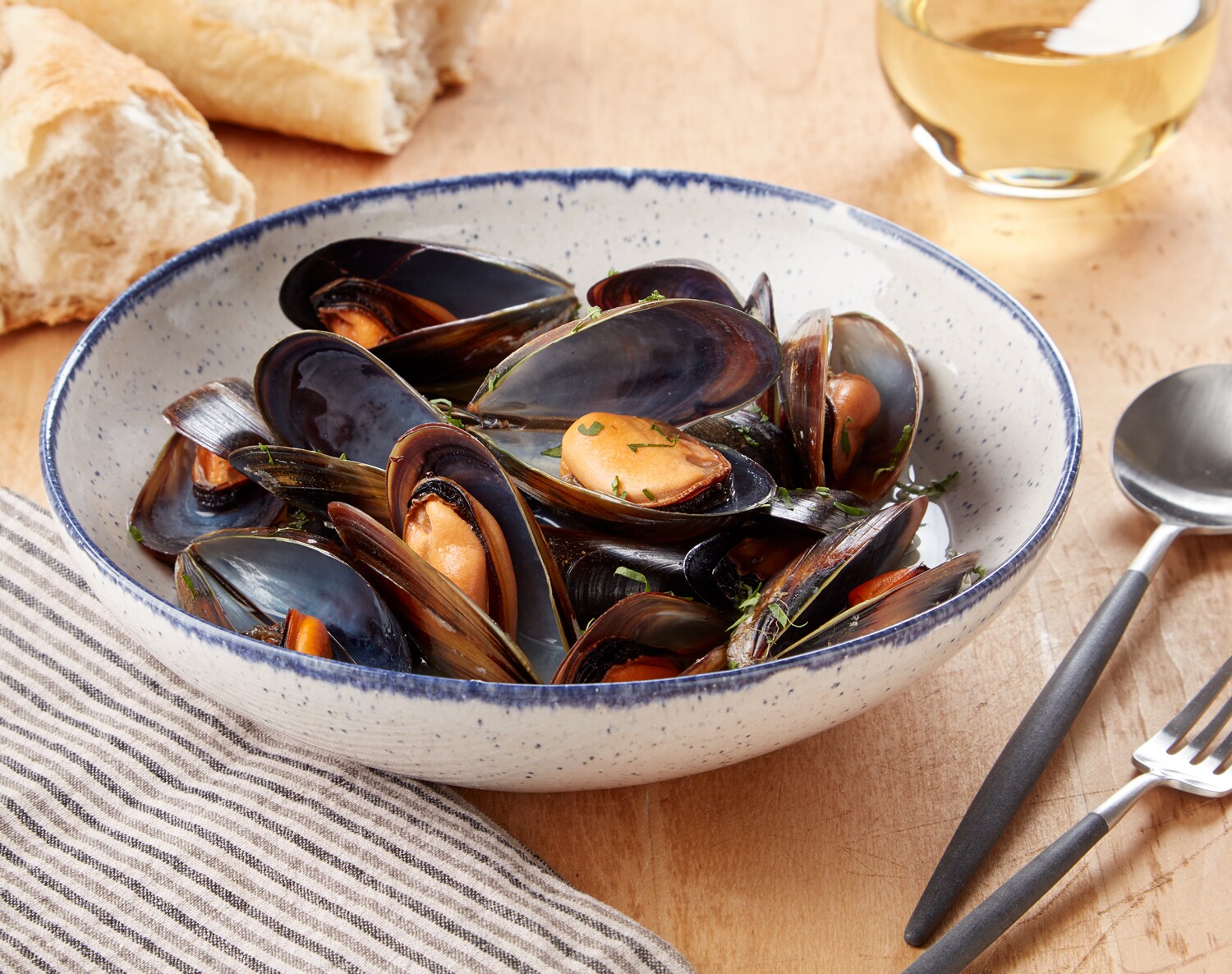 Mussels in White Wine Sauce, Frozen
